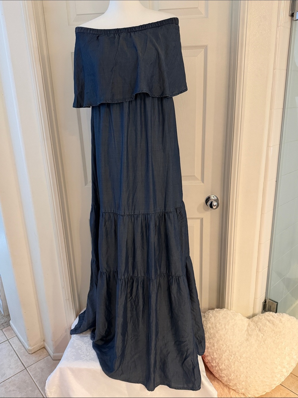Michael Kors Blue Off-Shoulder/On-Shoulder/Strapless Tiered Maxi Dress•NWOT